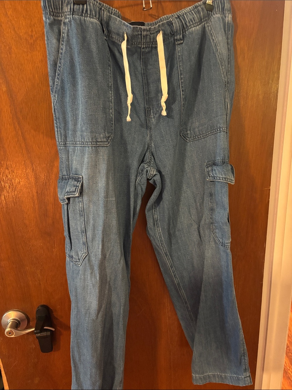 Women’s Blue Cargo Drawstring Easy Jeans!
